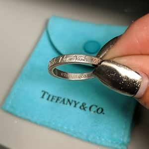 Tiffany & Co. Silver Ring with Blue Pouch